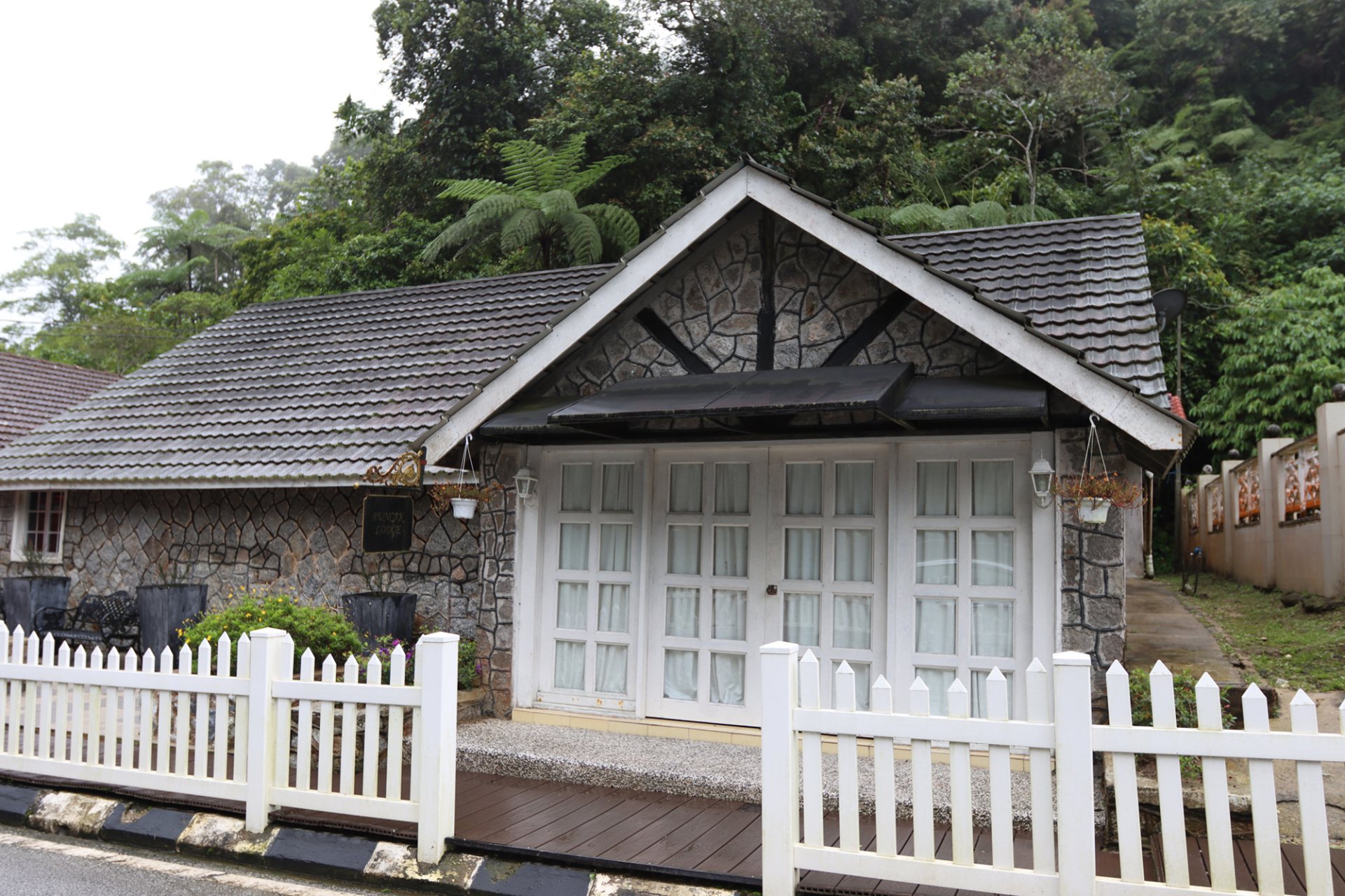 Puncak Lodge